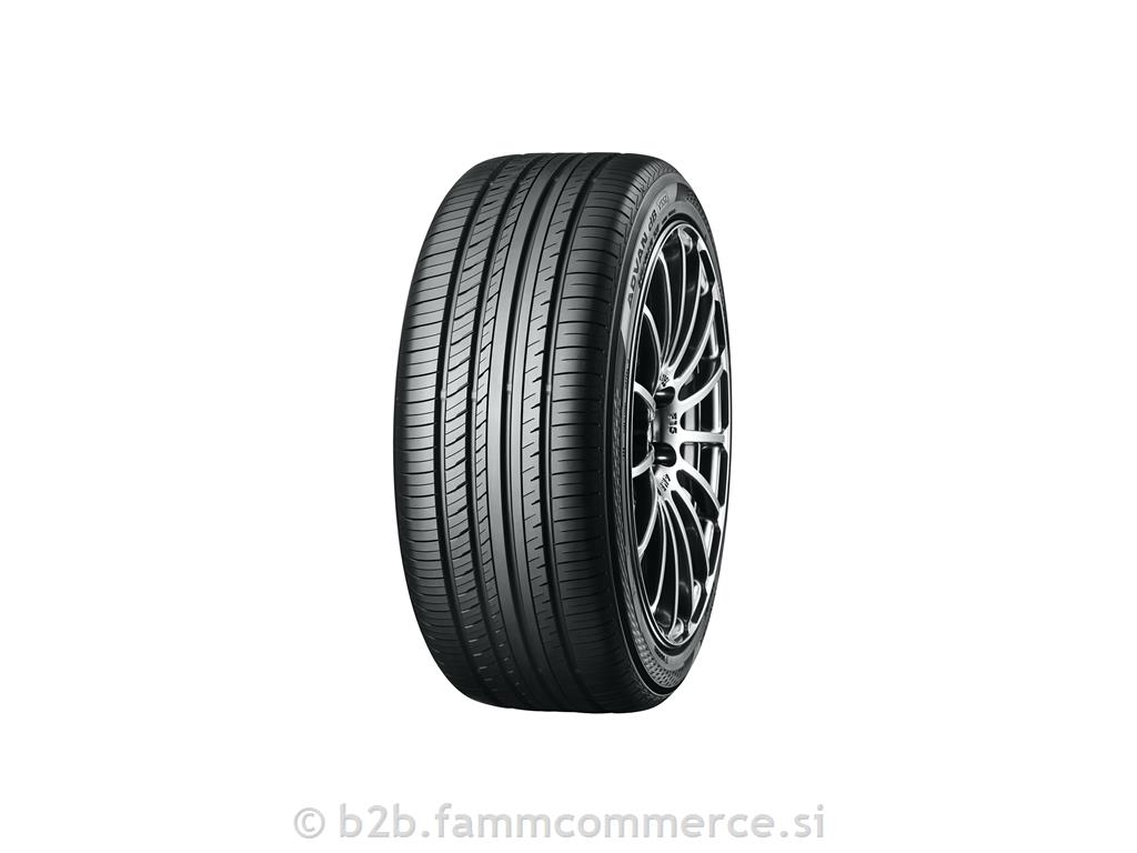 235/45 R18 98W YOKOHAMA V552